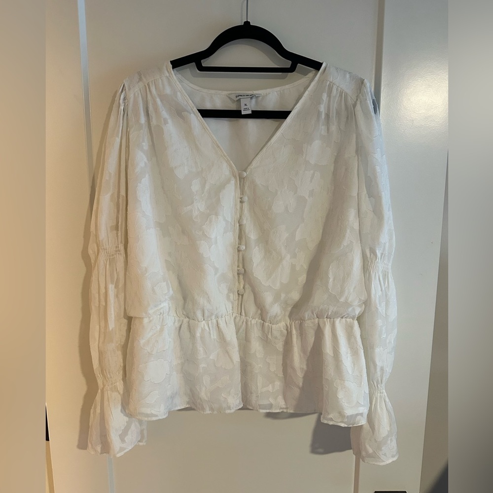 XL Cream V-neck Peplum Blouse